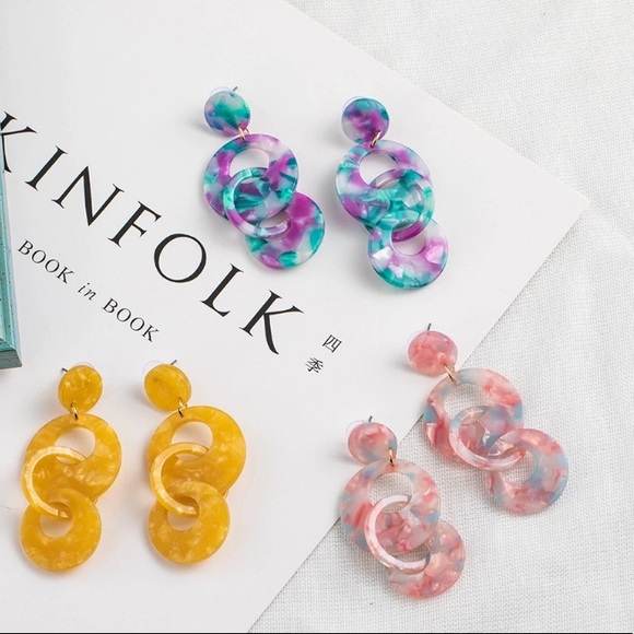 Jewelry - 🌟 2/$24 Pink & Blue Resin Hoops 🌟